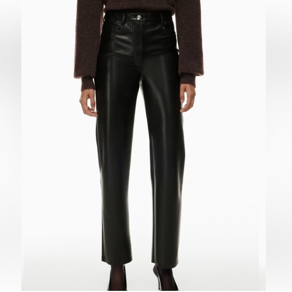 Aritzia | Wilfred | The Melina | vegan leather | black sz2 high waisted | pants